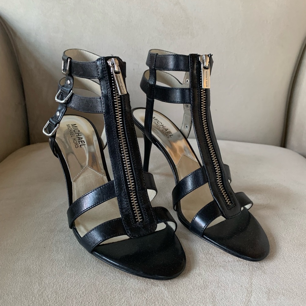 MICHAEL Michael Kors Kennedy Sandal